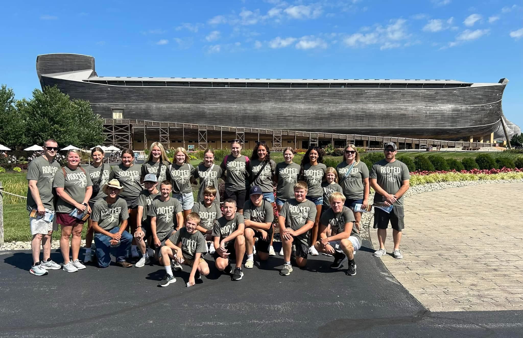 Image of Senior High Youth out front of the ARK Encounter